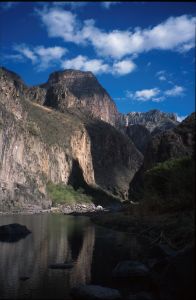 Řeka Rio Urique na dně Měděného kaňonu - Barranca del Cobre